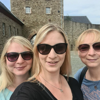 Laura Vanessa und Stefanie