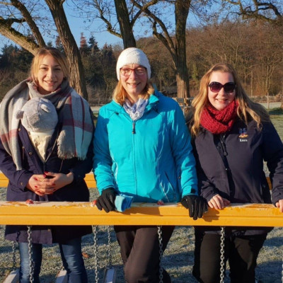 Vanessa Stefanie und Laura Vanessa Stefanie und Laura